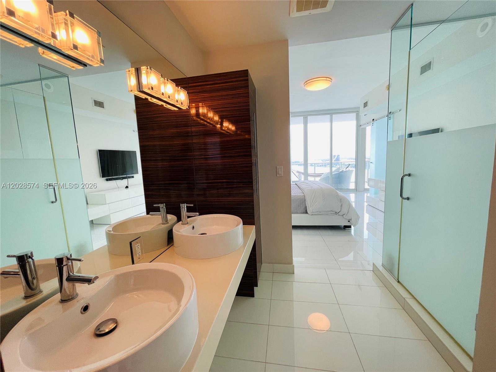 2020 N Bayshore Dr #2008, Miami FL 33137