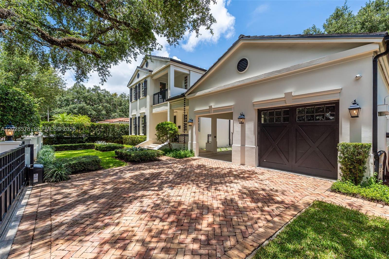 1233 Alegriano Ave, Coral Gables FL 33146