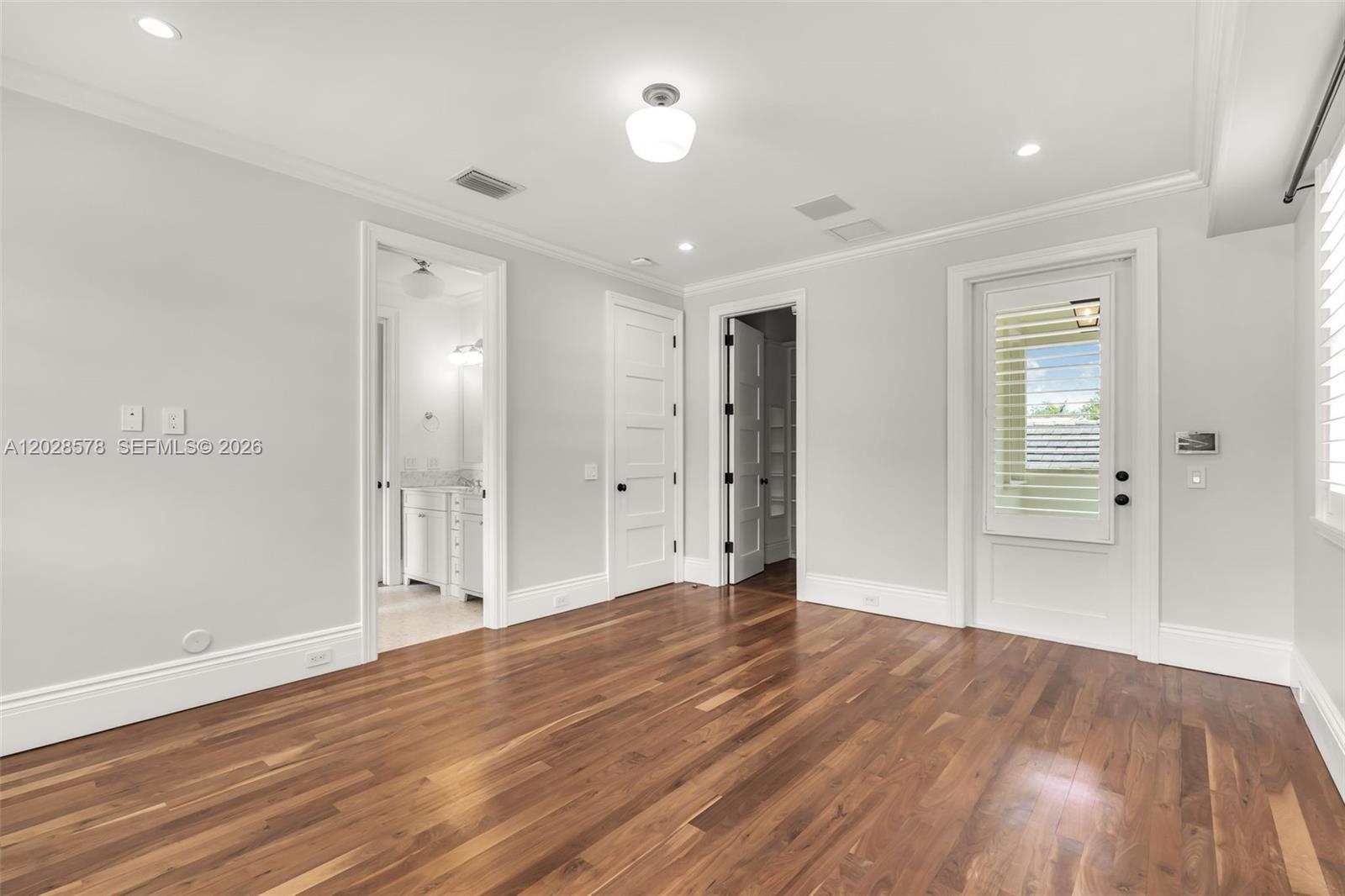 1233 Alegriano Ave, Coral Gables FL 33146