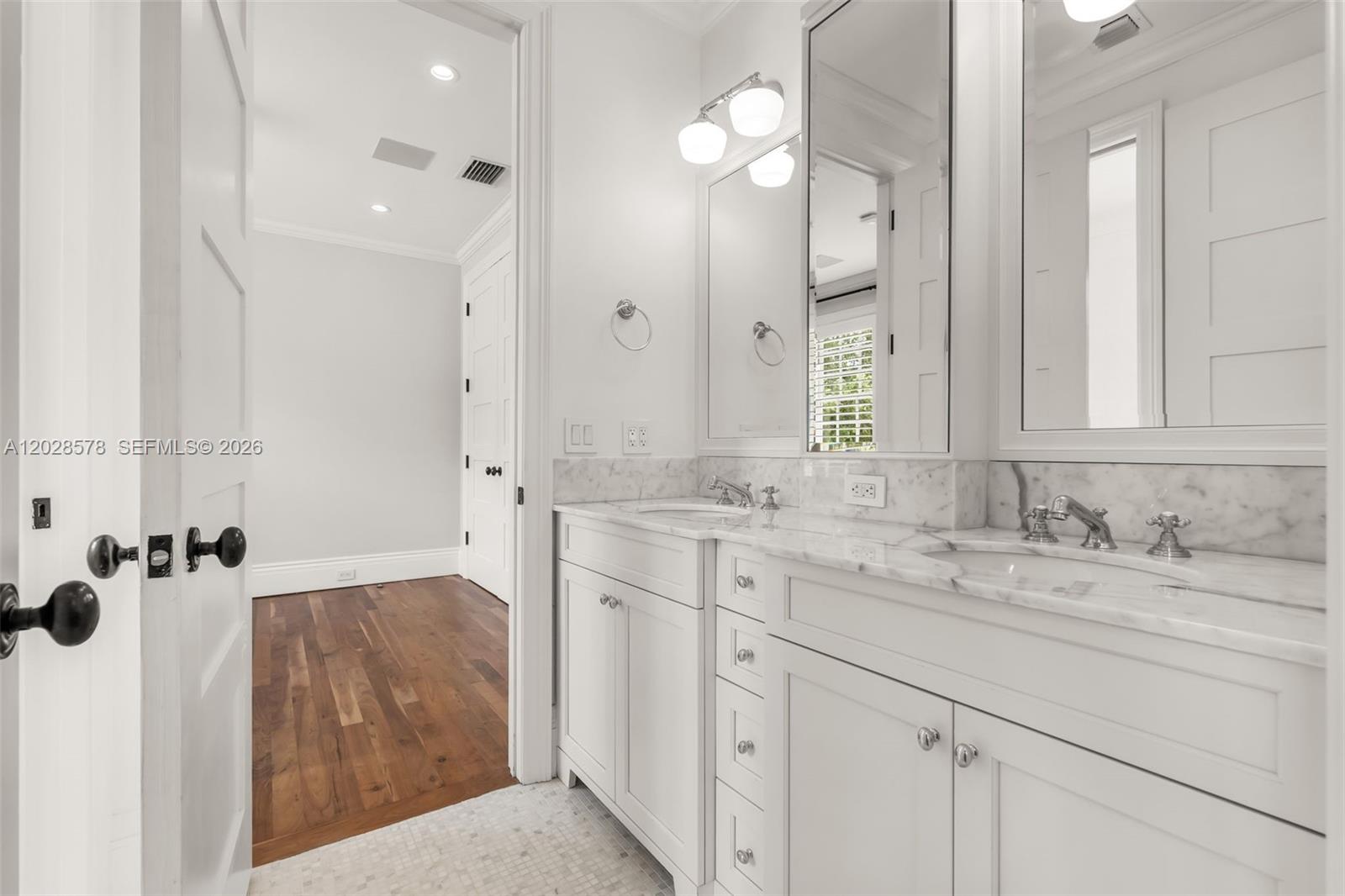 1233 Alegriano Ave, Coral Gables FL 33146