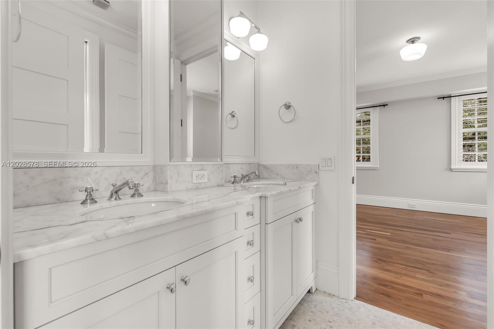 1233 Alegriano Ave, Coral Gables FL 33146