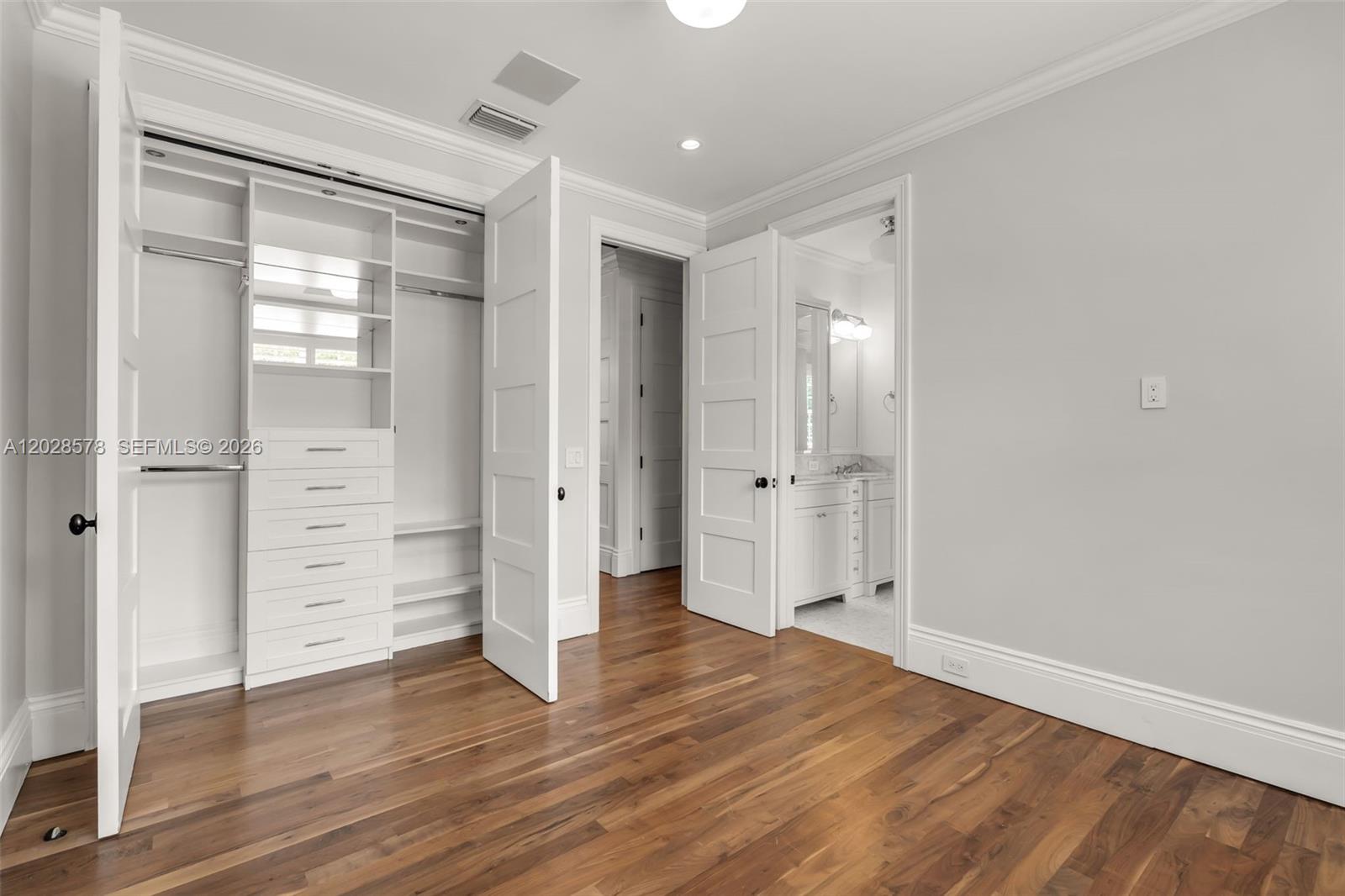 1233 Alegriano Ave, Coral Gables FL 33146