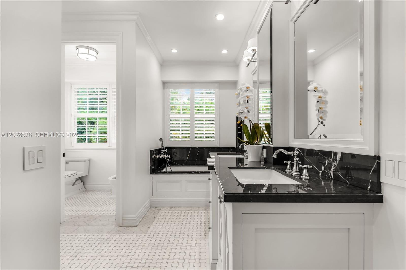 1233 Alegriano Ave, Coral Gables FL 33146