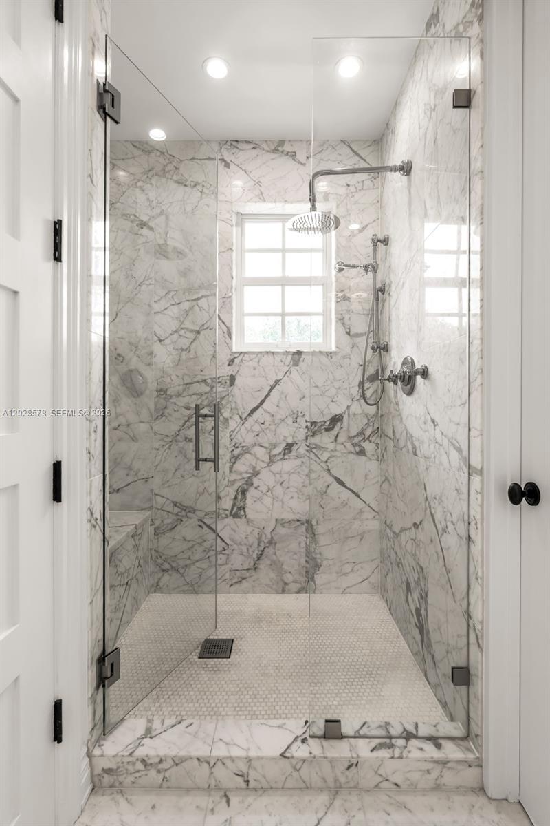 1233 Alegriano Ave, Coral Gables FL 33146