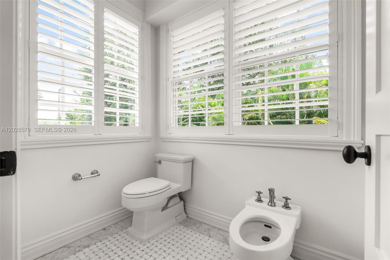 1233 Alegriano Ave, Coral Gables FL 33146