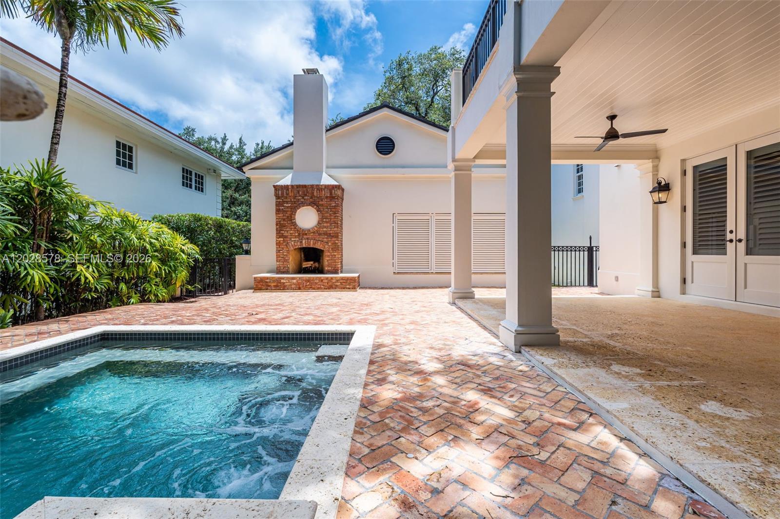 1233 Alegriano Ave, Coral Gables FL 33146