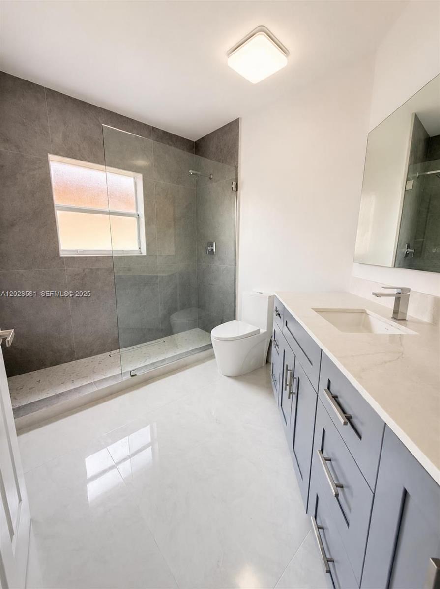 11244 NW 58th Ter, Doral FL 33178