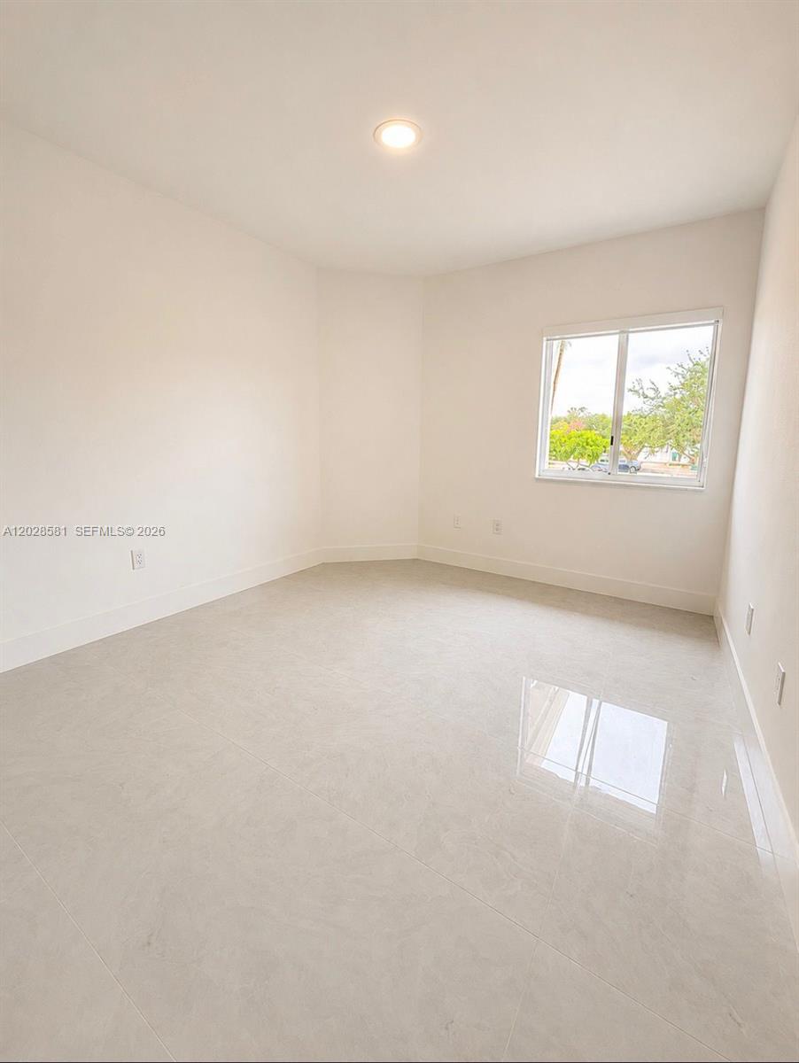 11244 NW 58th Ter, Doral FL 33178
