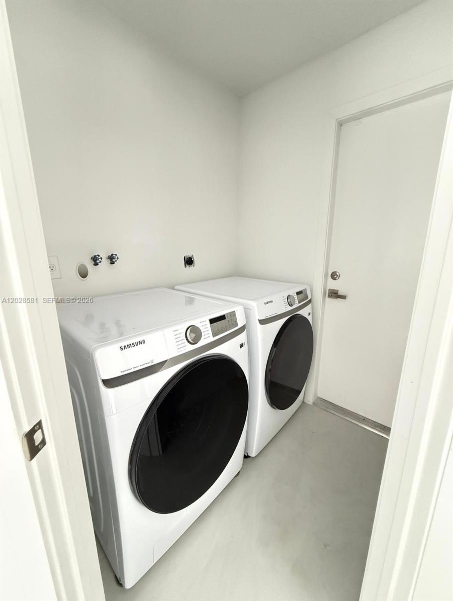 11244 NW 58th Ter, Doral FL 33178