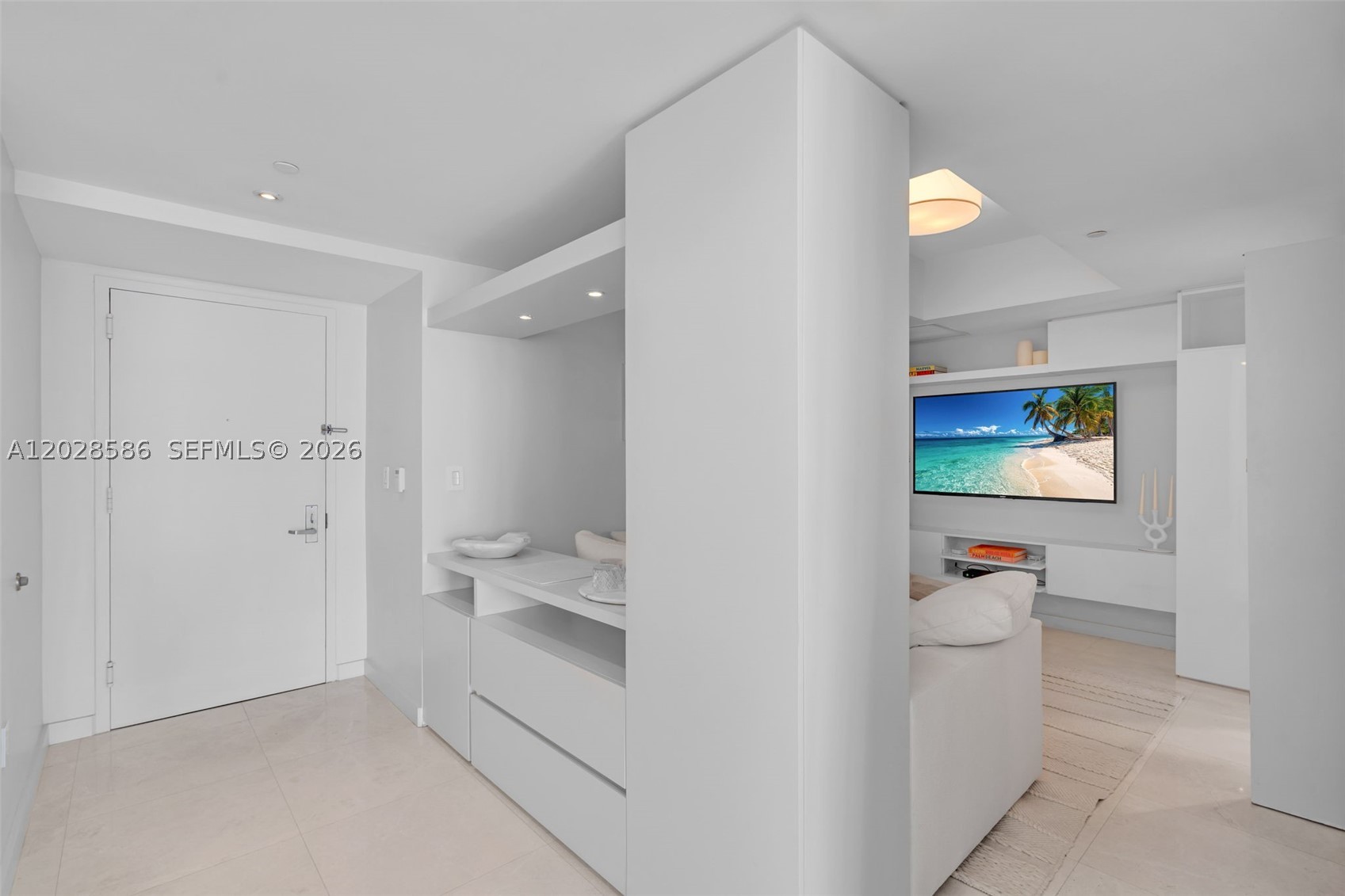 465 Brickell Ave #2703, Miami FL 33131