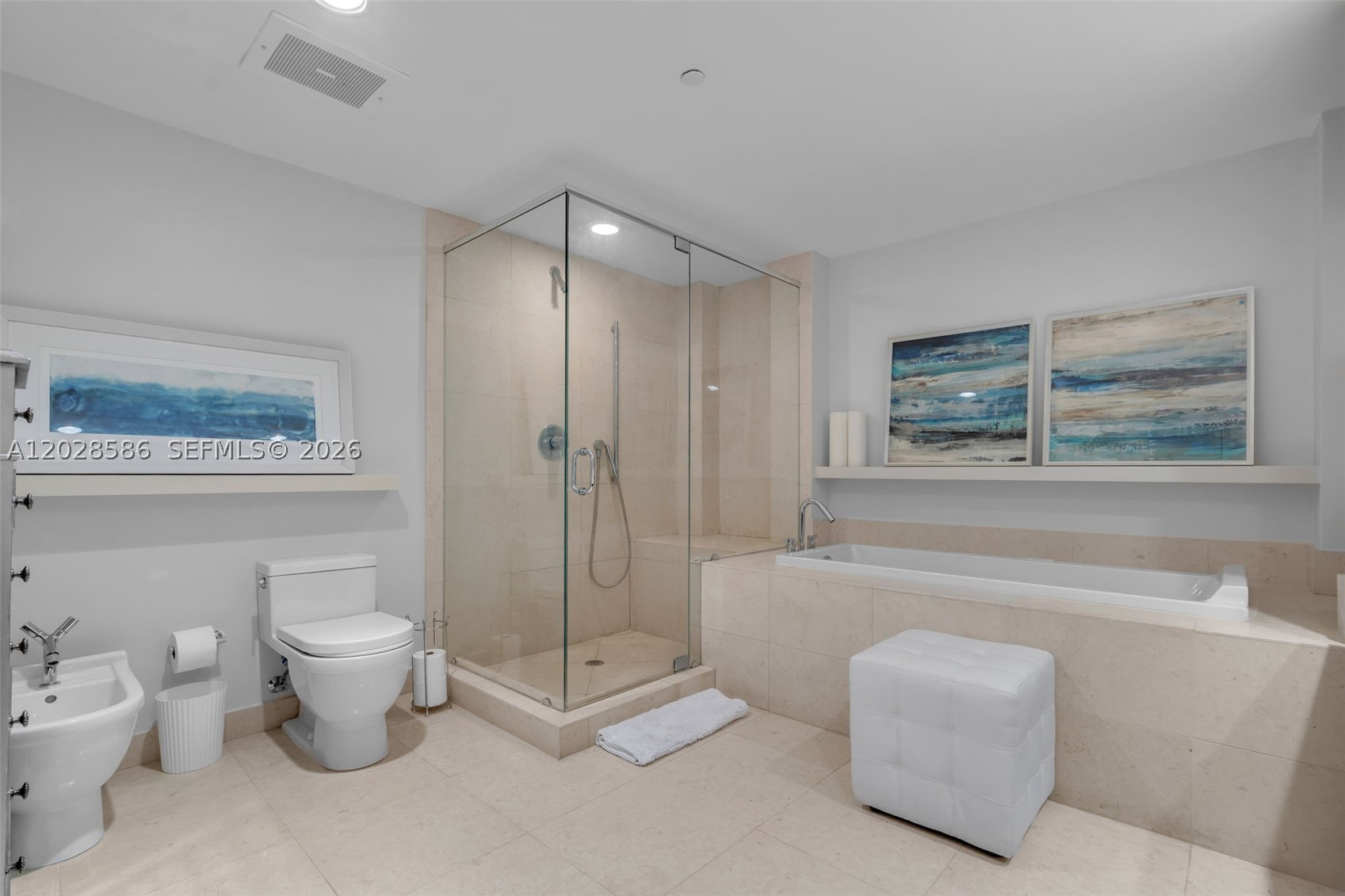 465 Brickell Ave #2703, Miami FL 33131