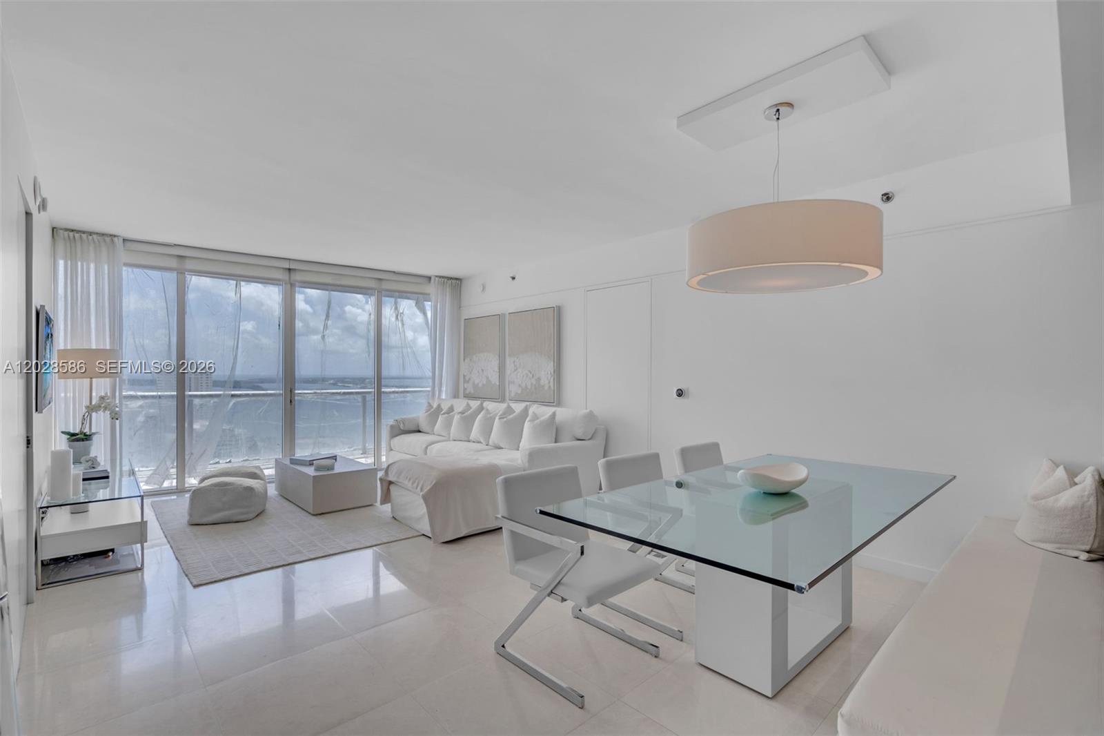 465 Brickell Ave #2703, Miami FL 33131