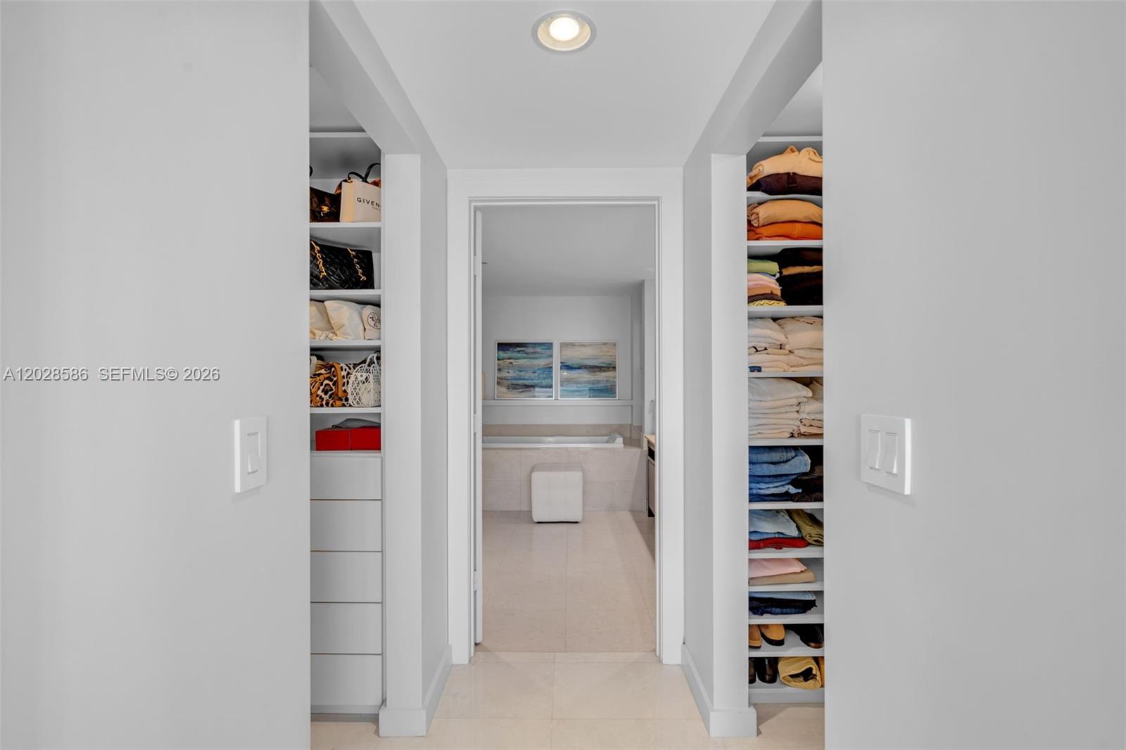 465 Brickell Ave #2703, Miami FL 33131