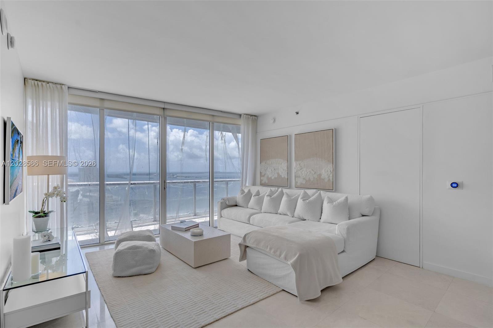 465 Brickell Ave #2703, Miami FL 33131