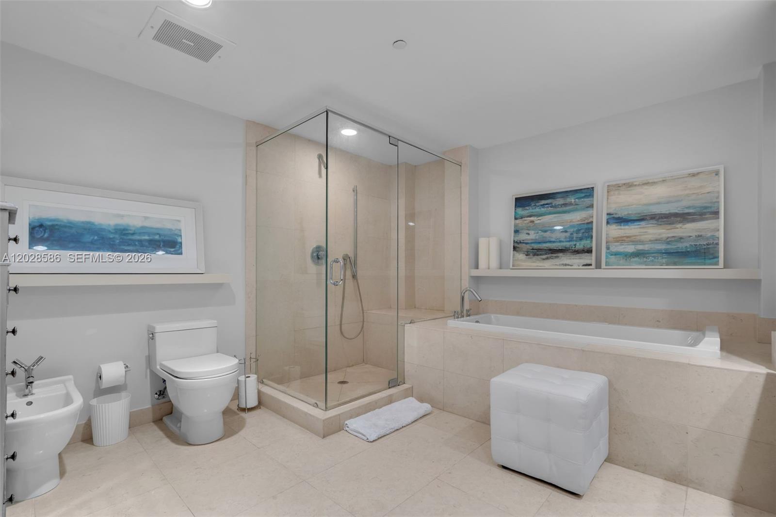 465 Brickell Ave #2703, Miami FL 33131