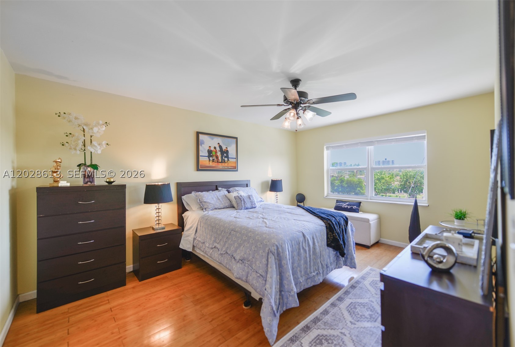 401 Golden Isles Dr #312, Hallandale Beach FL 33009