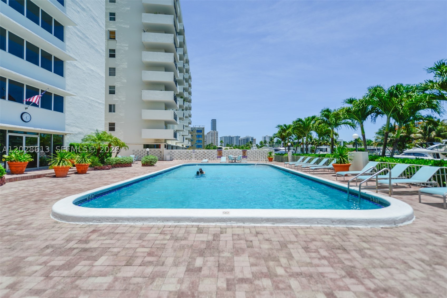 401 Golden Isles Dr #312, Hallandale Beach FL 33009