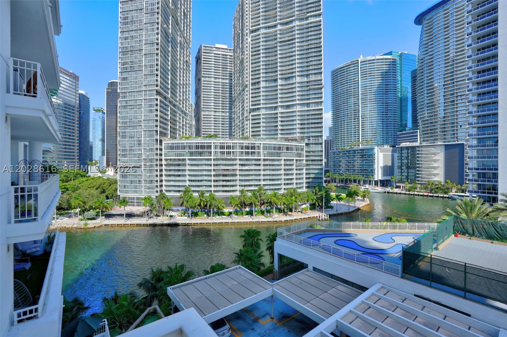 801 Brickell Key Blvd #906, Miami FL 33131