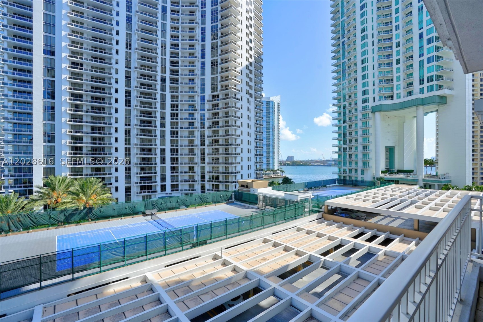 801 Brickell Key Blvd #906, Miami FL 33131