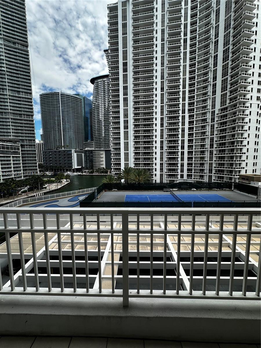 801 Brickell Key Blvd #906, Miami FL 33131