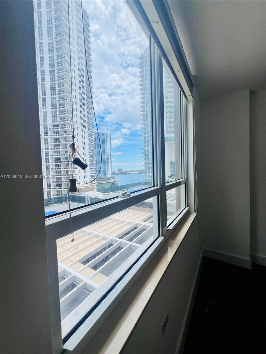 801 Brickell Key Blvd #906, Miami FL 33131