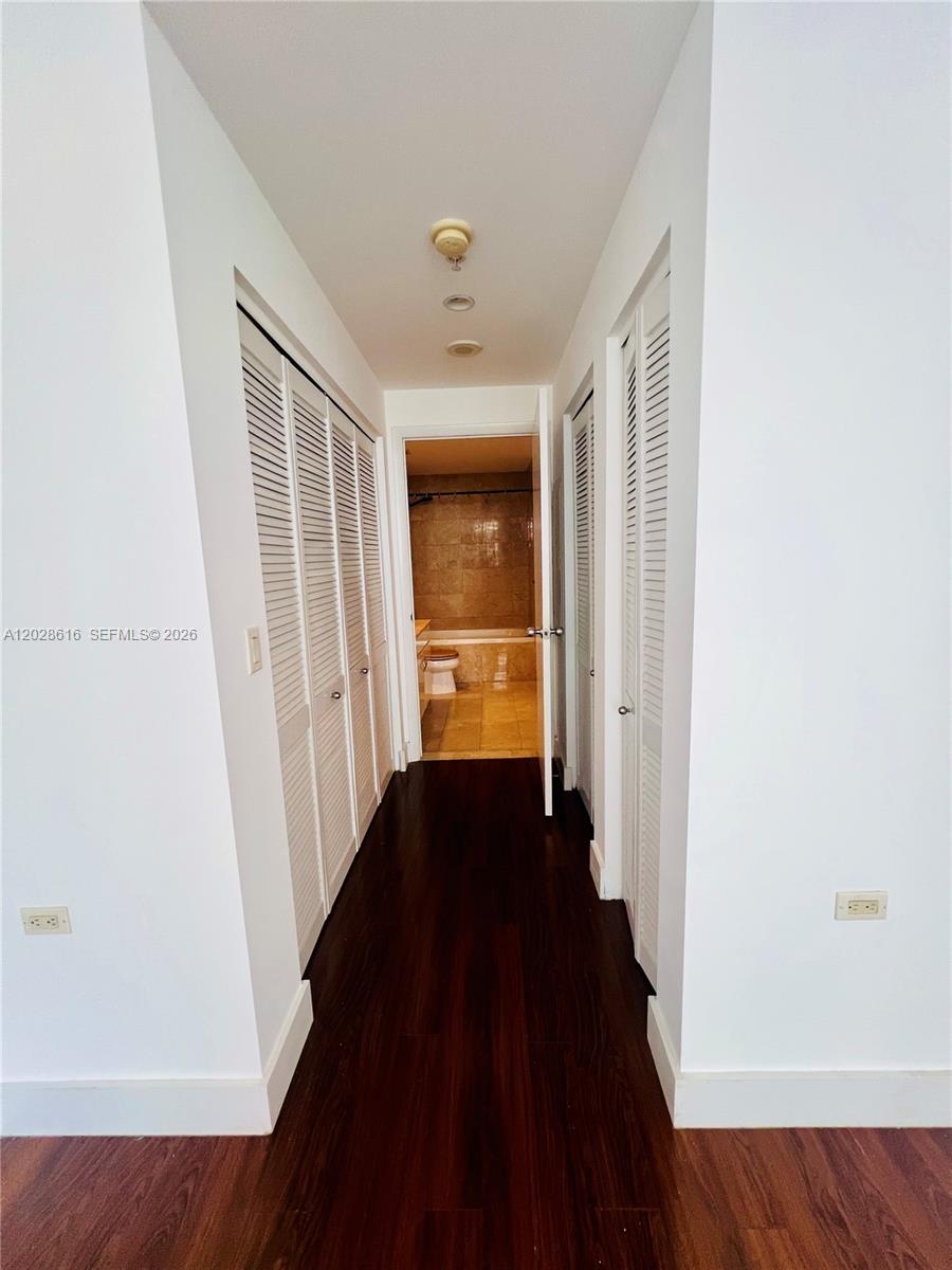 801 Brickell Key Blvd #906, Miami FL 33131