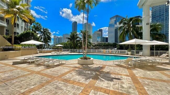 801 Brickell Key Blvd #906, Miami FL 33131