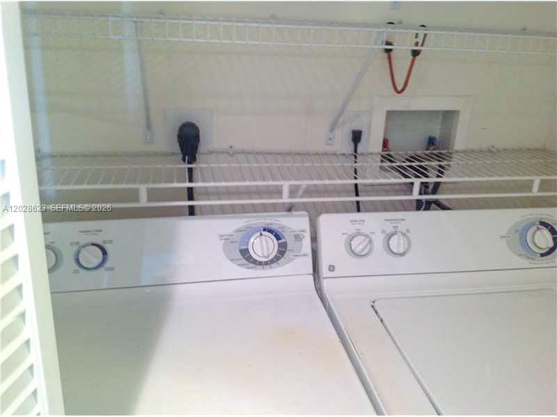 19501 W Country Club Dr #1511, Aventura FL 33180
