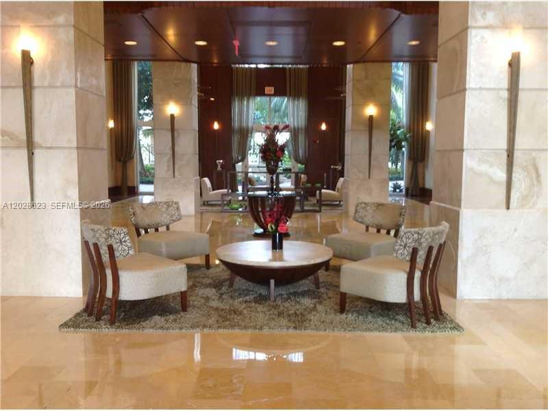 19501 W Country Club Dr #1511, Aventura FL 33180