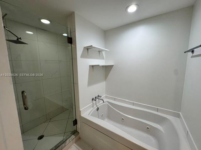 500 Brickell Ave #3404, Miami FL 33131