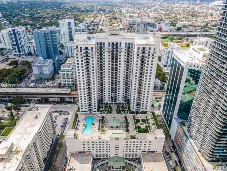 999 SW 1st Ave #2112, Miami FL 33130