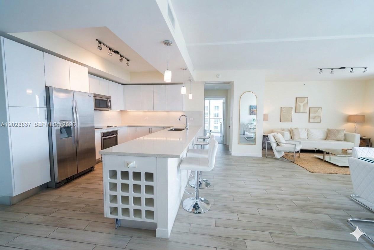999 SW 1st Ave #2112, Miami FL 33130