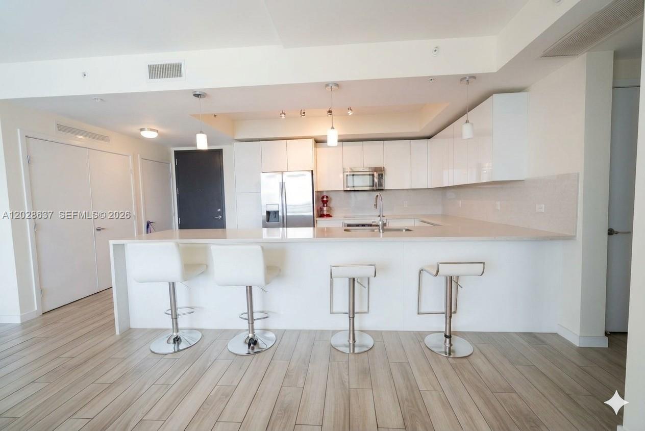 999 SW 1st Ave #2112, Miami FL 33130