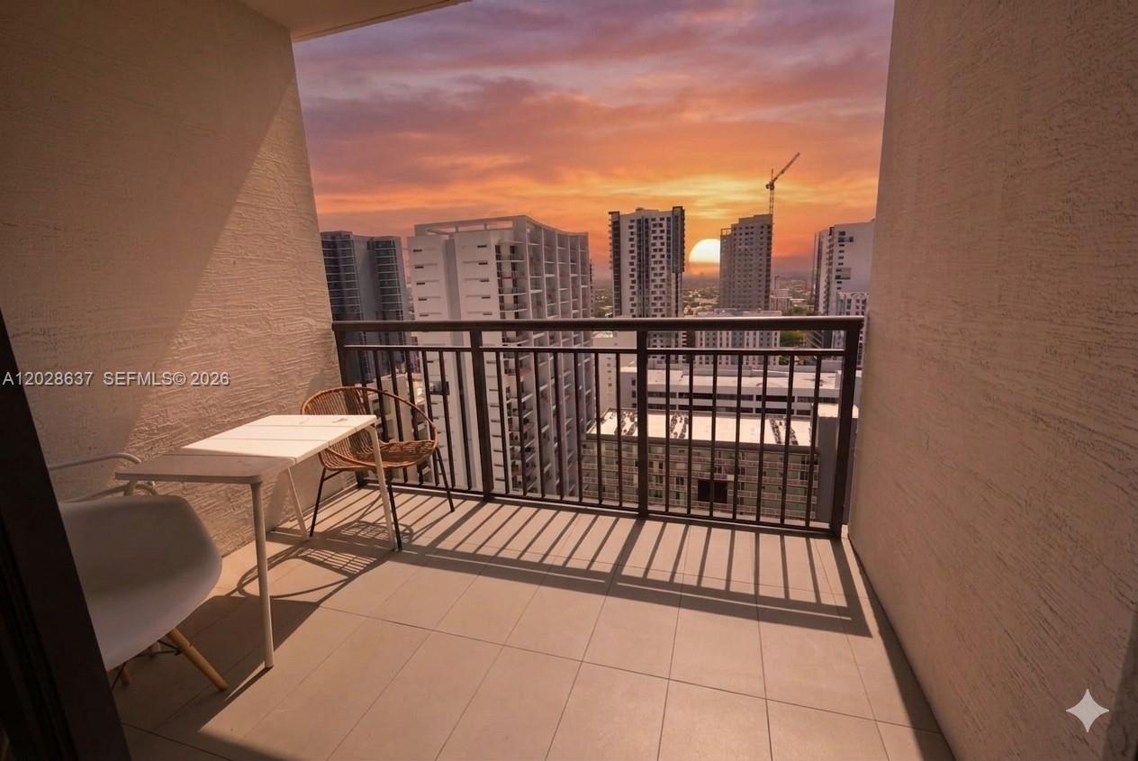999 SW 1st Ave #2112, Miami FL 33130