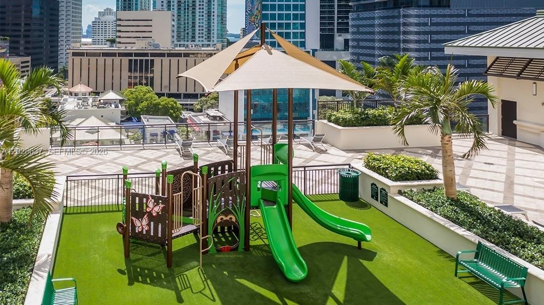 999 SW 1st Ave #2112, Miami FL 33130