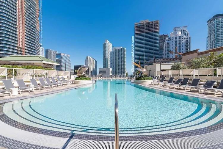 999 SW 1st Ave #2112, Miami FL 33130