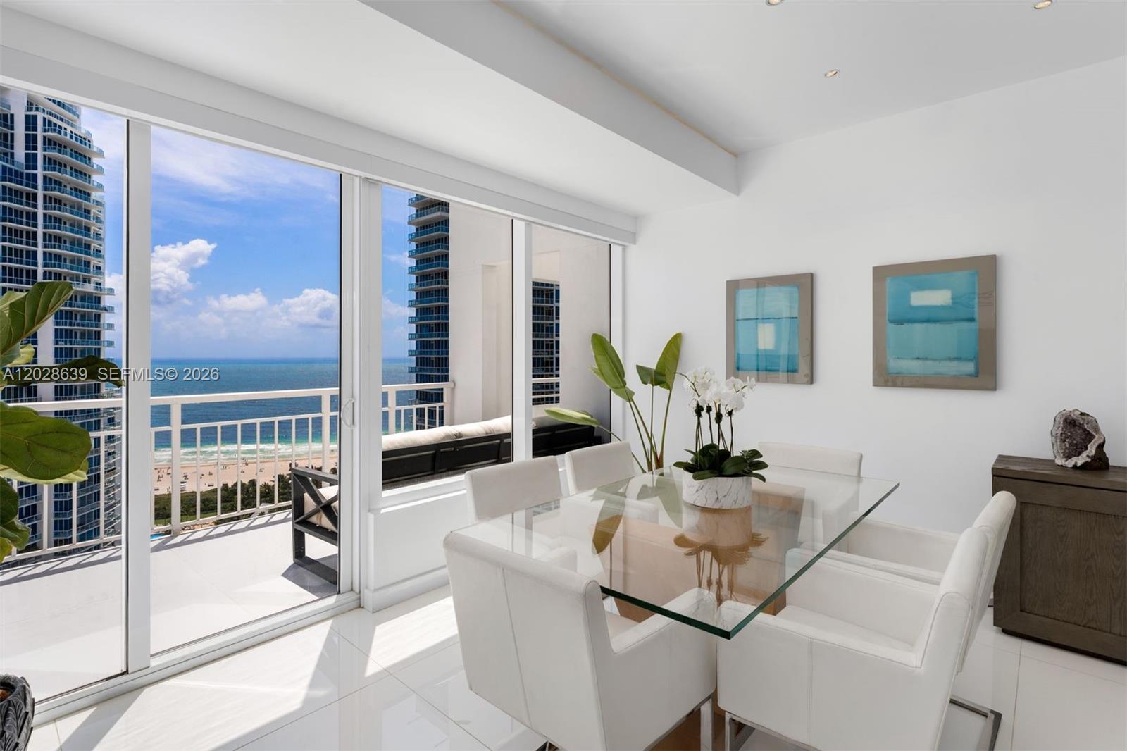 400 S Pointe Dr #PH2502, Miami Beach FL 33139
