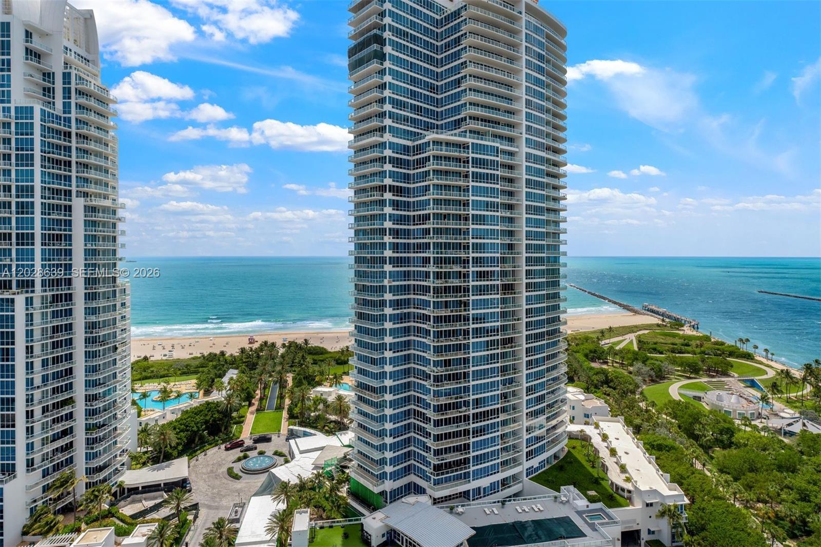 400 S Pointe Dr #PH2502, Miami Beach FL 33139