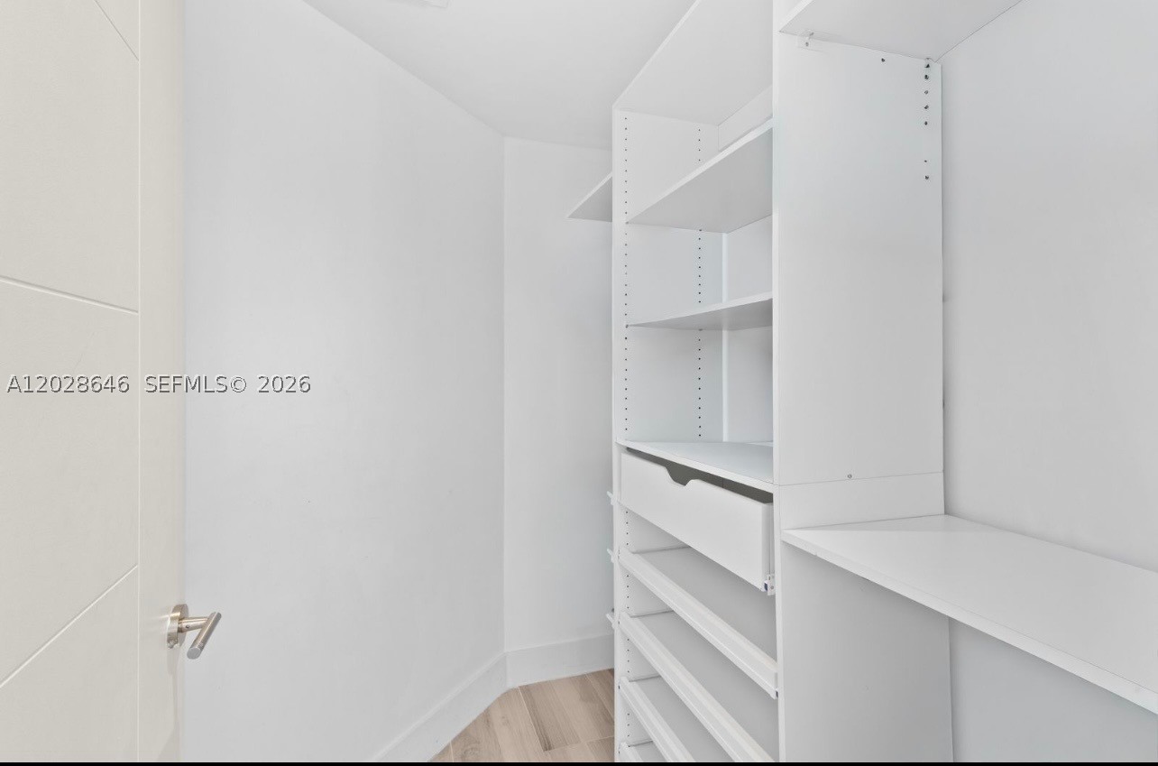 1010 SW 2nd Ave #609, Miami FL 33130