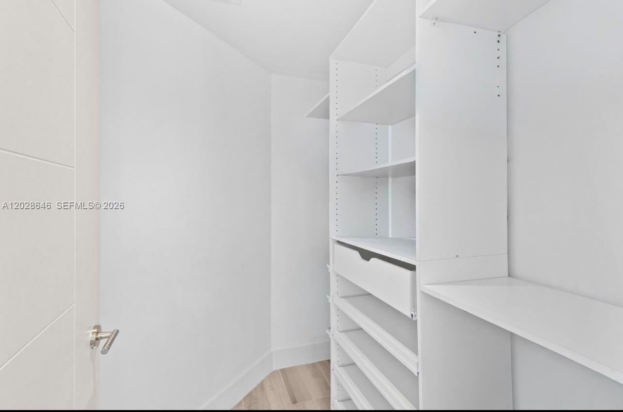 1010 SW 2nd Ave #609, Miami FL 33130