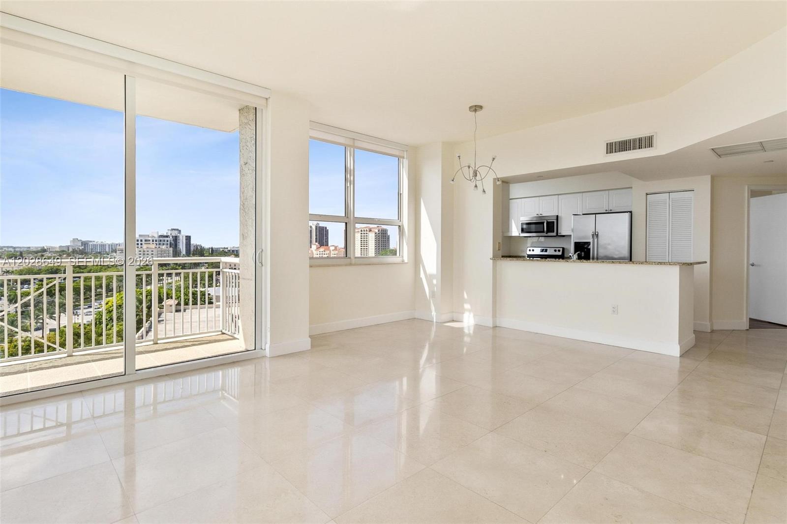 19501 W Country Club Dr #1009, Aventura FL 33180