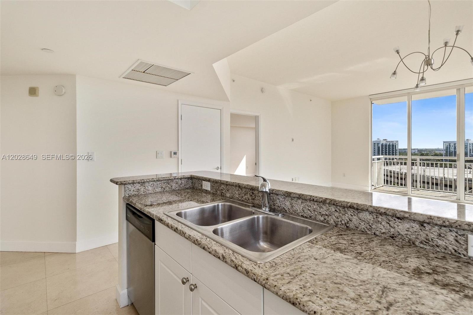 19501 W Country Club Dr #1009, Aventura FL 33180
