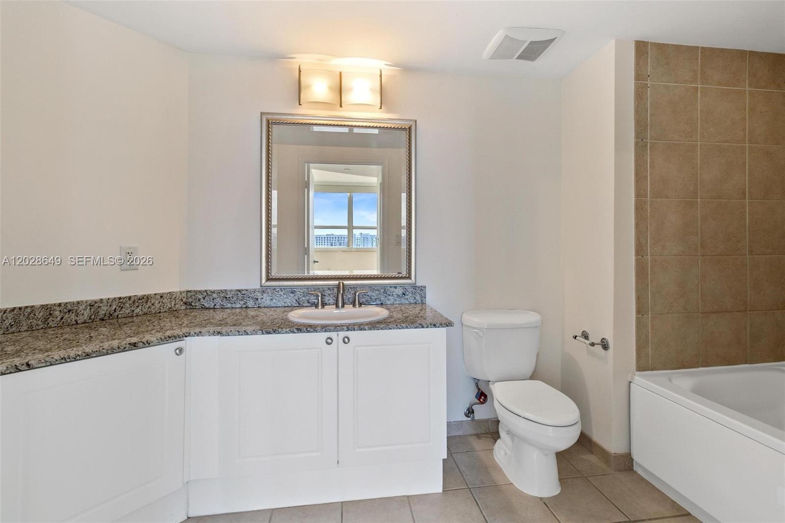 19501 W Country Club Dr #1009, Aventura FL 33180