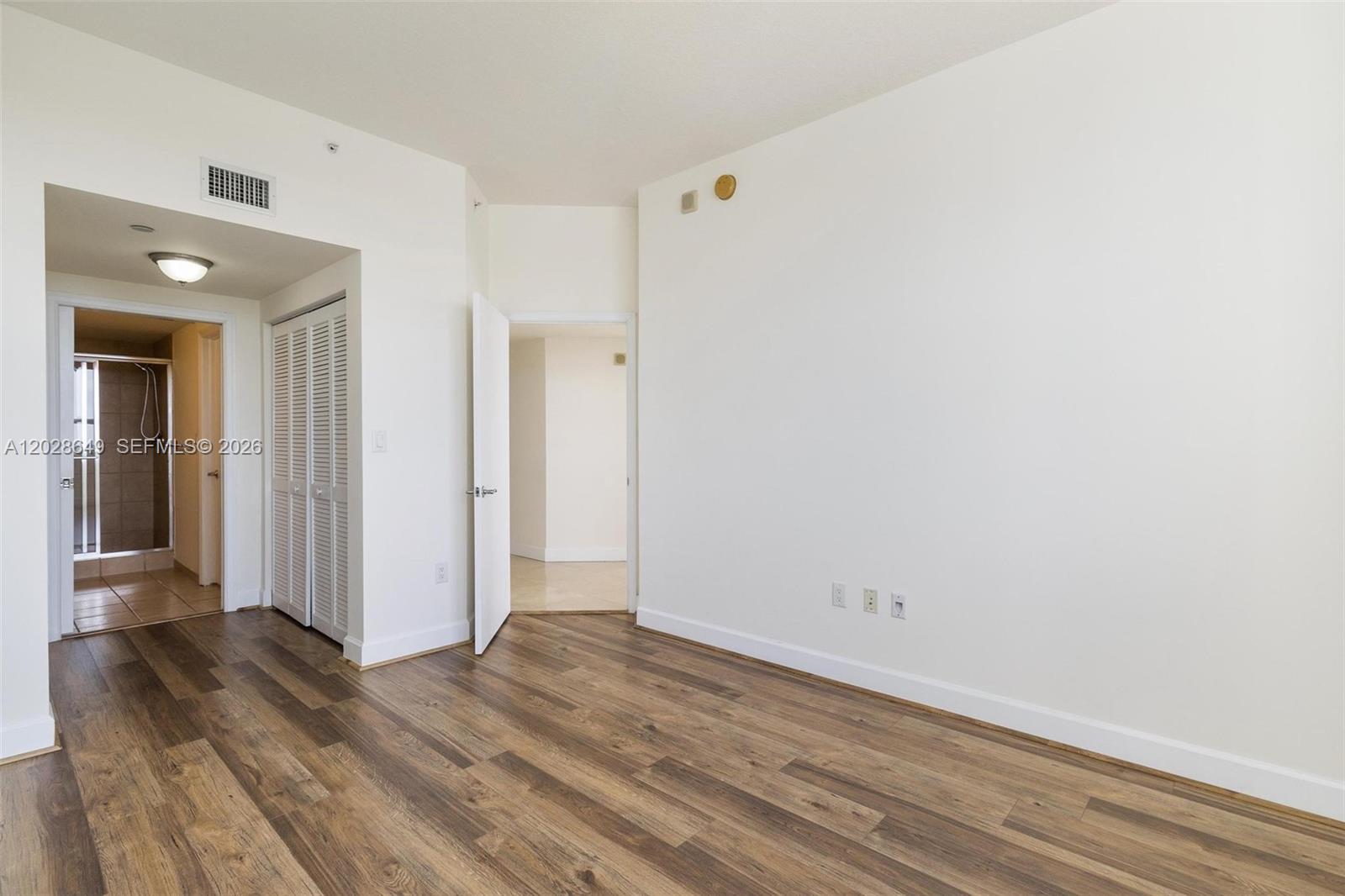 19501 W Country Club Dr #1009, Aventura FL 33180