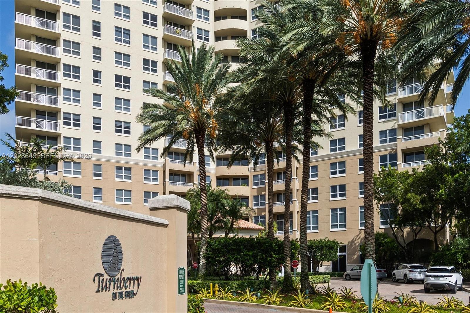 19501 W Country Club Dr #1009, Aventura FL 33180