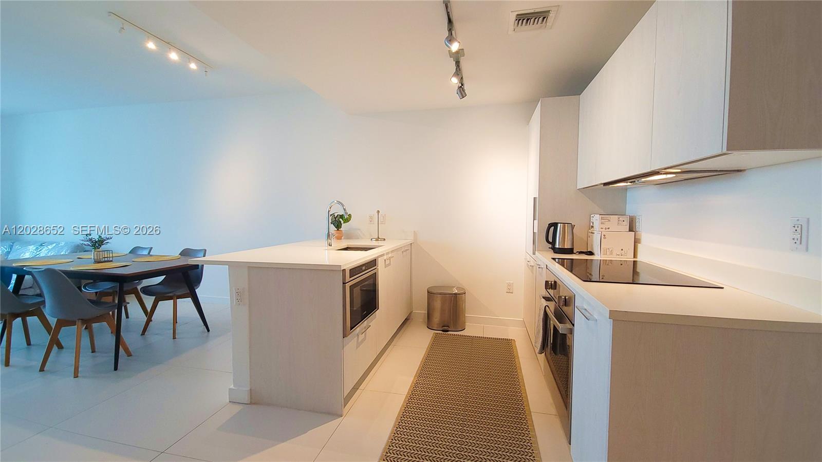 501 NE 31st St #1002, Miami FL 33137