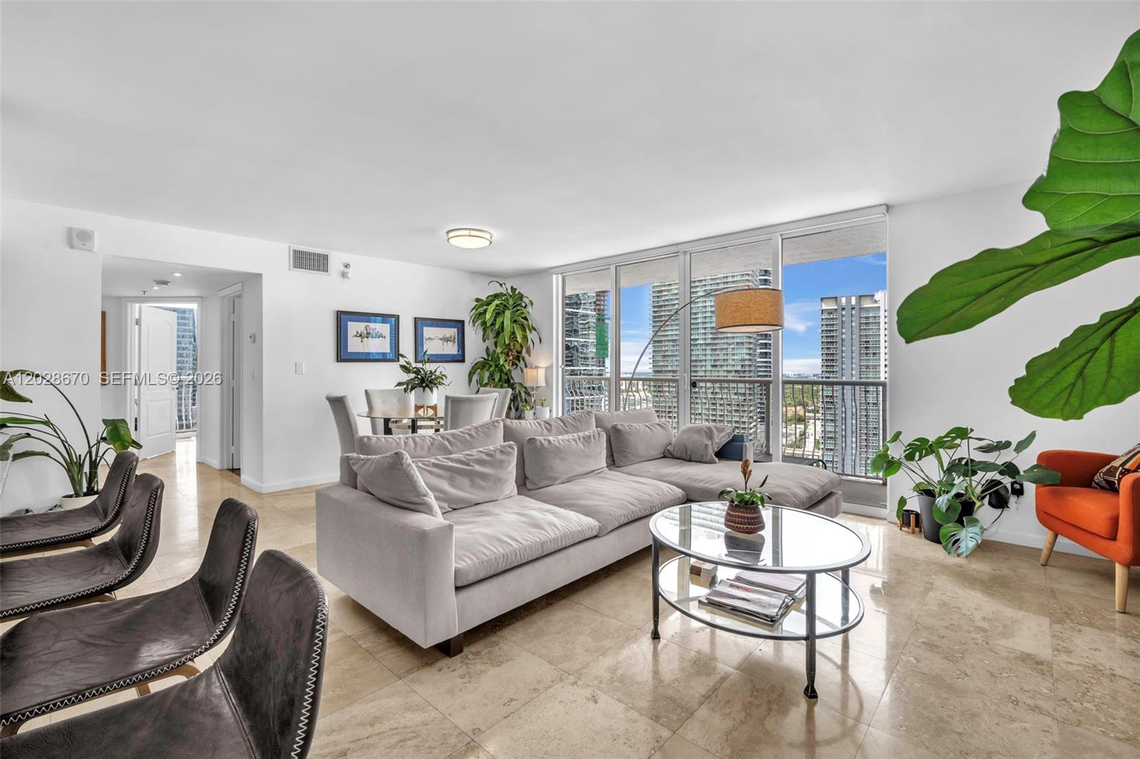 1200 Brickell Bay Dr #3123, Miami FL 33131