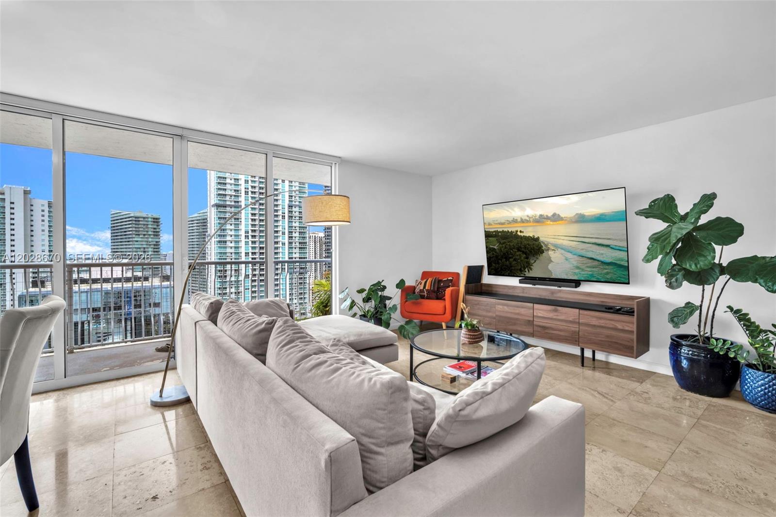 1200 Brickell Bay Dr #3123, Miami FL 33131