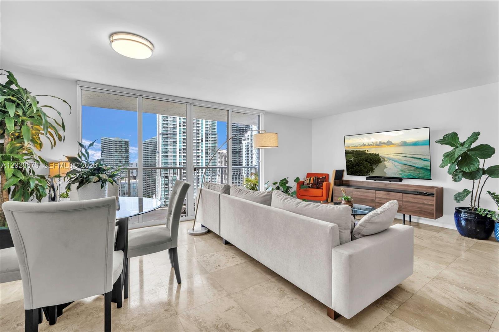 1200 Brickell Bay Dr #3123, Miami FL 33131