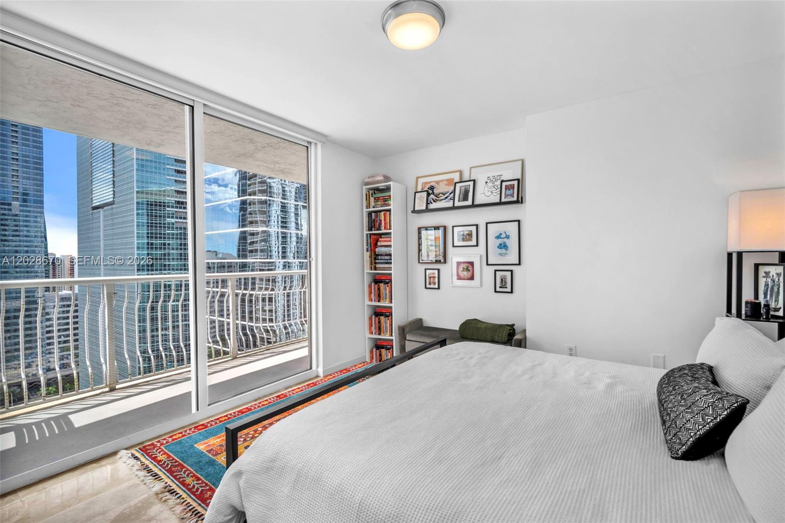 1200 Brickell Bay Dr #3123, Miami FL 33131